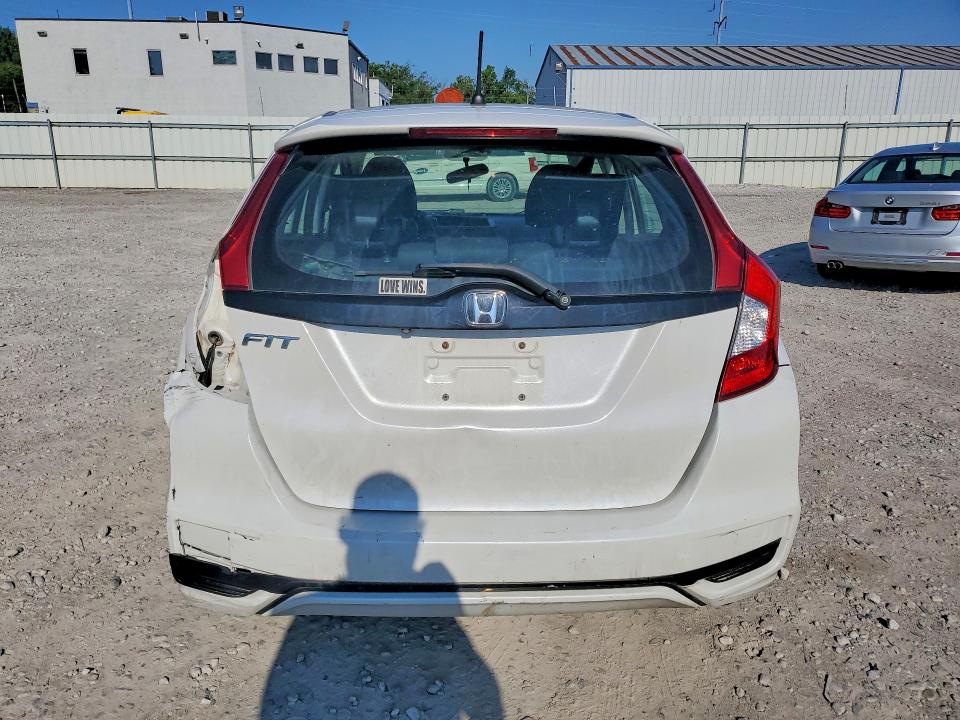 59826336 :رقم المزاد ، 3HGGK5H45LM714870 vin ، 2020 Honda Fit مزاد بيع