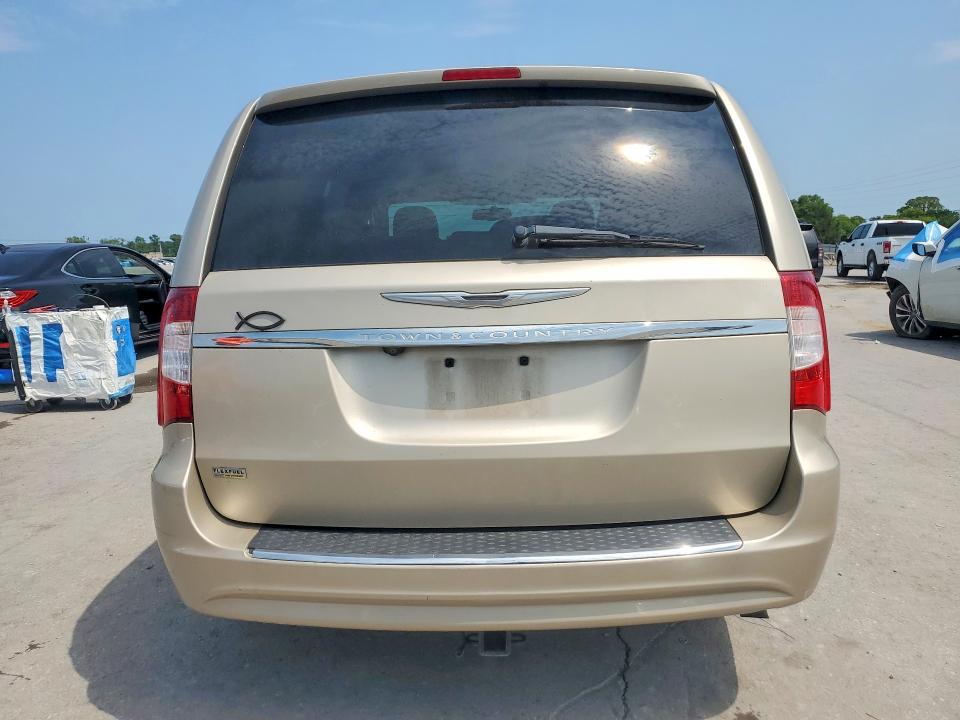 62583356 :رقم المزاد ، 2C4RC1BG8ER212219 vin ، 2014 Chrysler Town & Country مزاد بيع