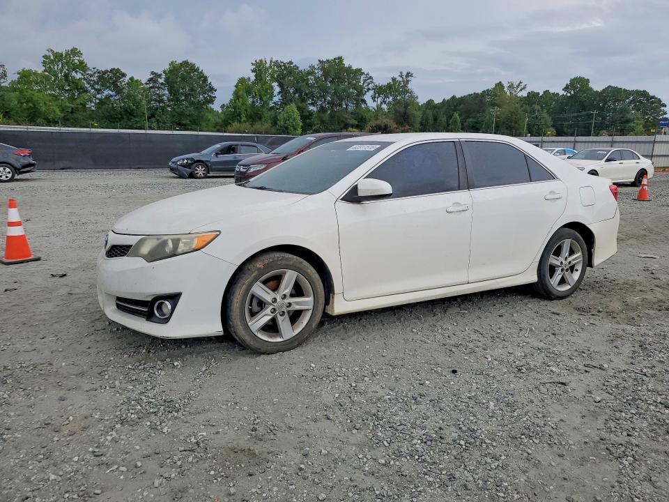 62311516 :رقم المزاد ، 4T1BF1FK2CU101216 vin ، 2012 Toyota Camry مزاد بيع