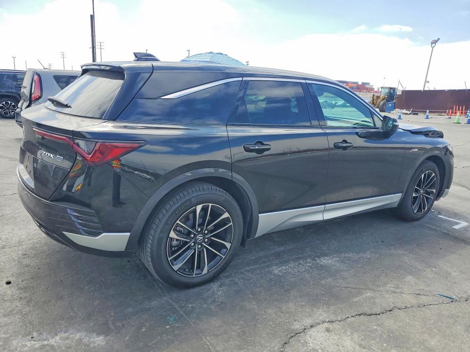 59872826 :رقم المزاد ، 4W5KHMRK5RZ517643 vin ، 2024 Acura Zdx مزاد بيع