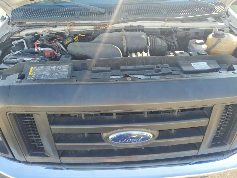61369506 :رقم المزاد ، 1FTNE24W89DA84589 vin ، 2009 Ford Econoline مزاد بيع