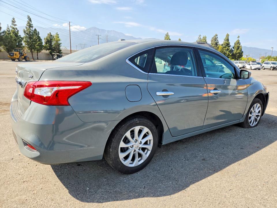 Aukcja sprzedaży 2018 Nissan Sentra, vin: 3N1AB7AP6JY249111, numer aukcji: 62160876