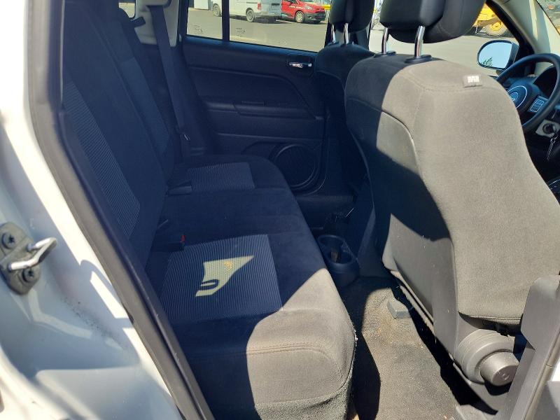61691916 :رقم المزاد ، 1C4NJDBB9HD106332 vin ، 2017 Jeep Compass مزاد بيع