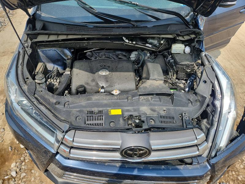 2019 Toyota Highlander მანქანა იყიდება აუქციონზე, vin: 5TDDZRFH7KS917476, აუქციონის ნომერი: 61551636