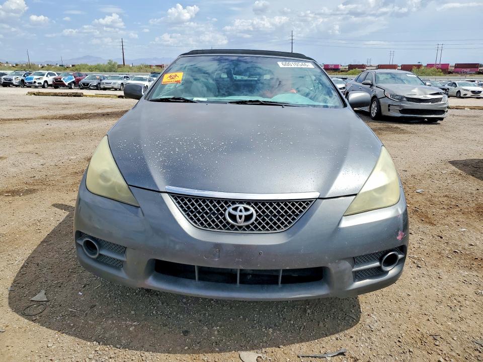 60010546 :رقم المزاد ، 4T1FA38P17U108376 vin ، 2007 Toyota Camry Solara مزاد بيع