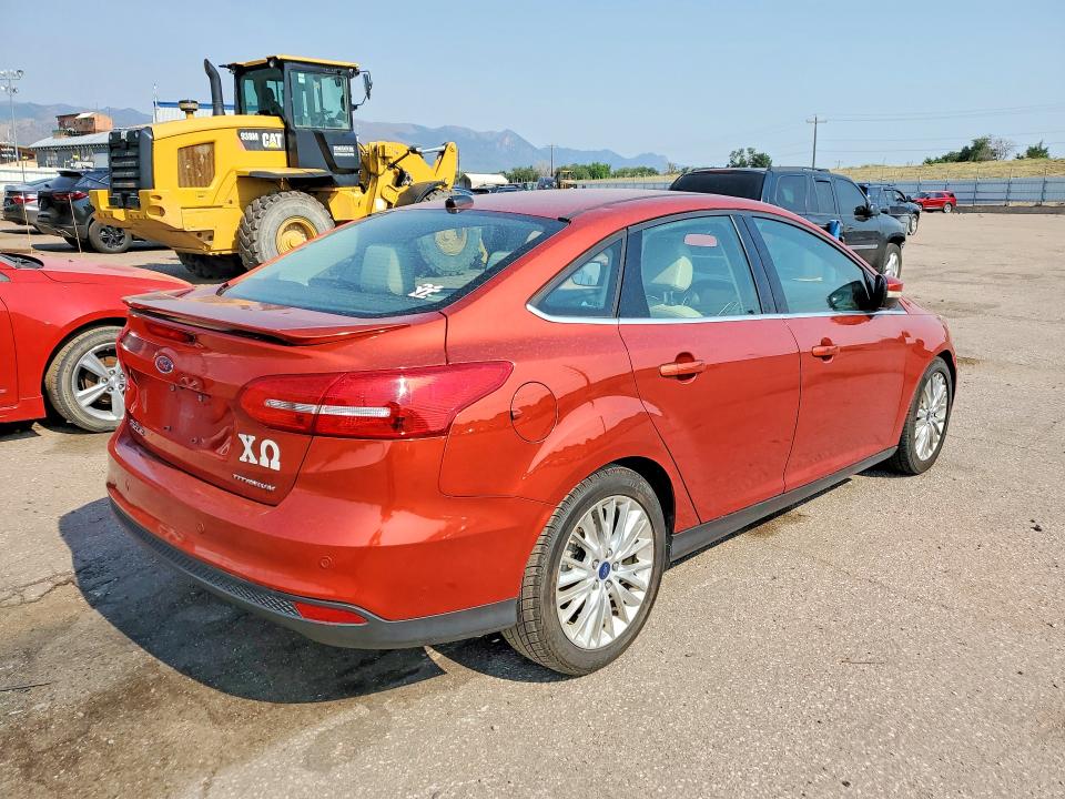 2018 Ford Focus მანქანა იყიდება აუქციონზე, vin: 1FADP3J25JL271771, აუქციონის ნომერი: 59691546