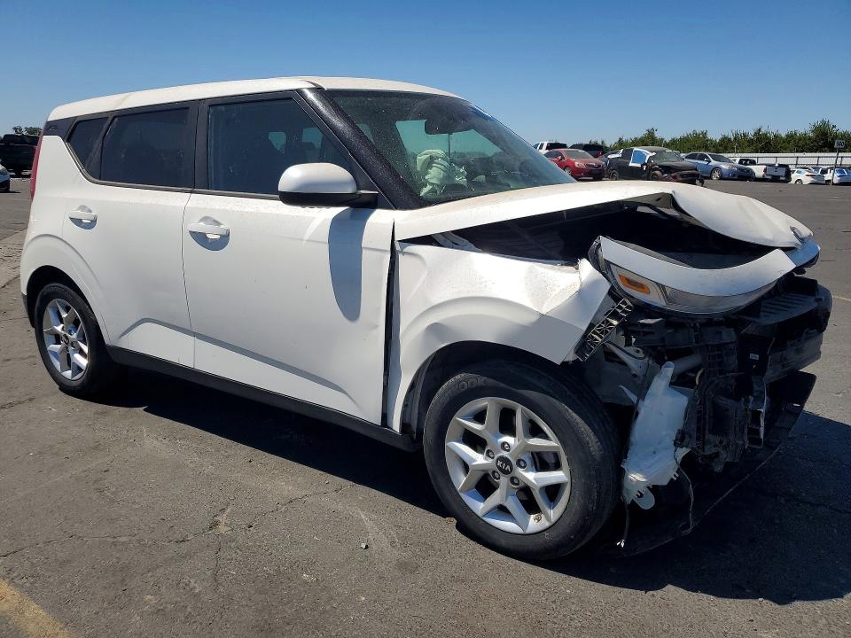 2020 Kia Soul მანქანა იყიდება აუქციონზე, vin: KNDJ23AU8L7028092, აუქციონის ნომერი: 59713366