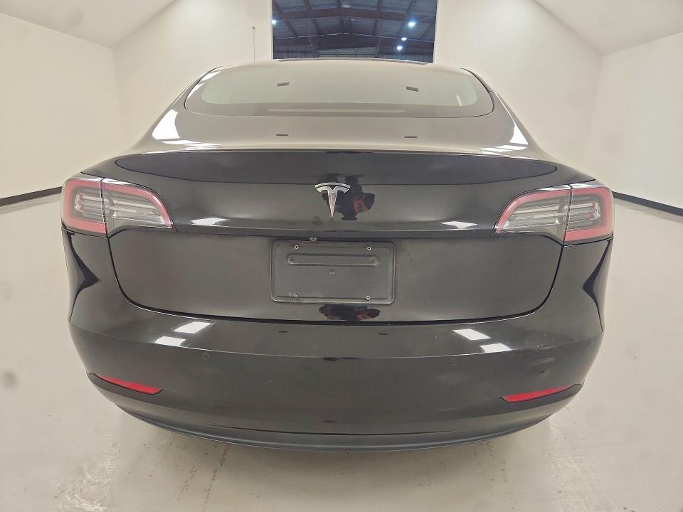 59607896 :رقم المزاد ، 5YJ3E1EA5KF401800 vin ، 2019 Tesla Model 3 مزاد بيع