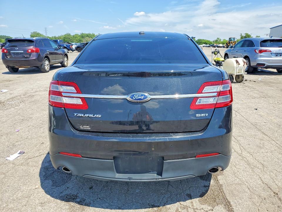 2015 Ford Taurus მანქანა იყიდება აუქციონზე, vin: 1FAHP2E86FG154811, აუქციონის ნომერი: 60187376