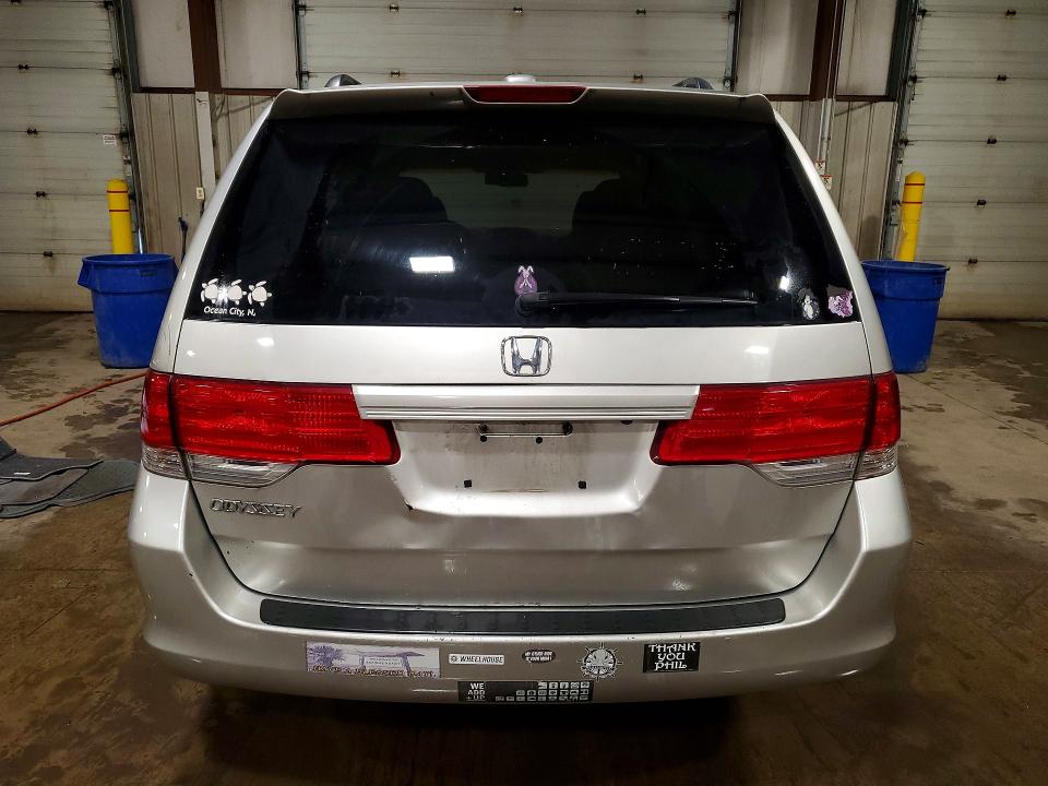 60251846 :رقم المزاد ، 5FNRL38638B415187 vin ، 2008 Honda Odyssey مزاد بيع