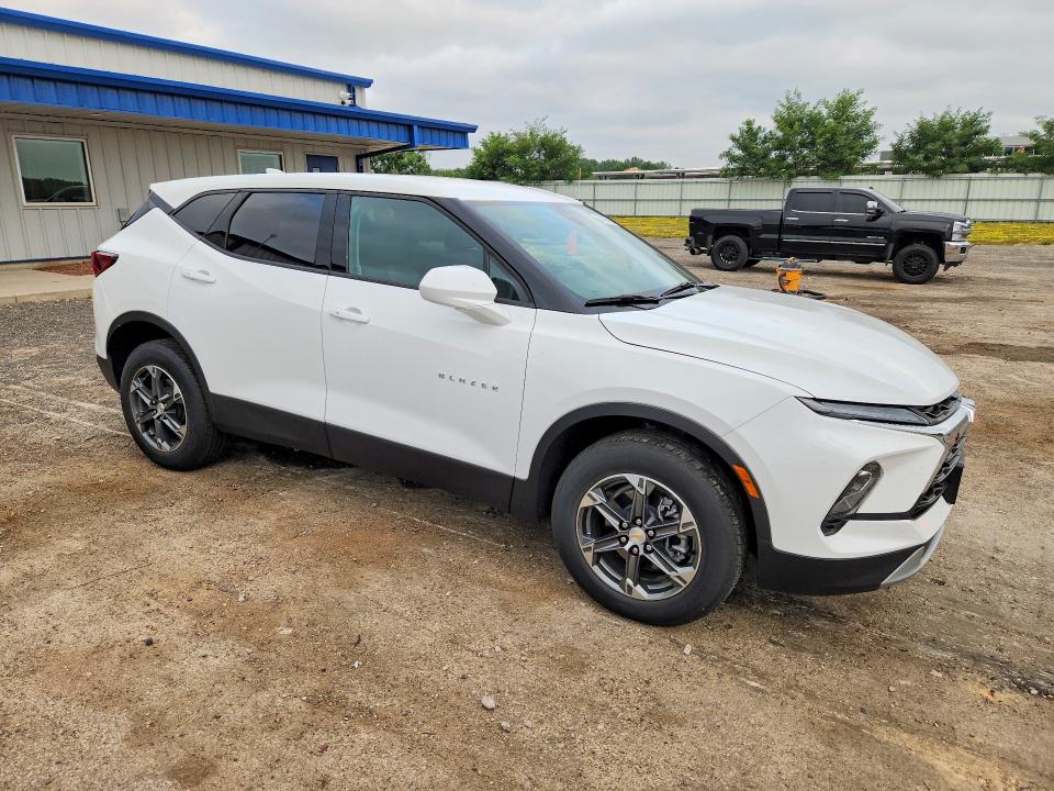 Продаж на аукціоні авто 2025 Chevrolet Blazer, vin: 3GNKBHR49SS121023, номер лоту: 62406376