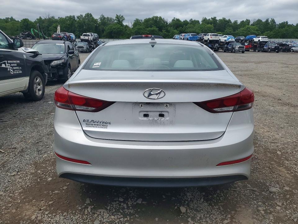 60064986 :رقم المزاد ، 5NPD84LF3JH240312 vin ، 2018 Hyundai Elantra مزاد بيع
