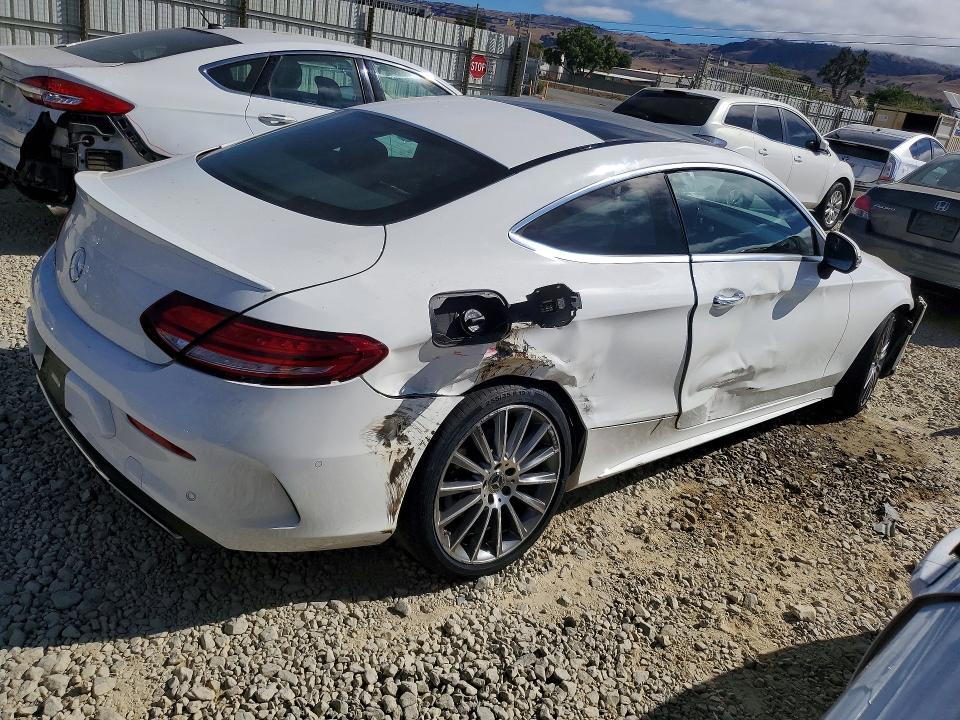 61061616 :رقم المزاد ، WDDWJ8DB9KF844593 vin ، 2019 Mercedes-benz C مزاد بيع
