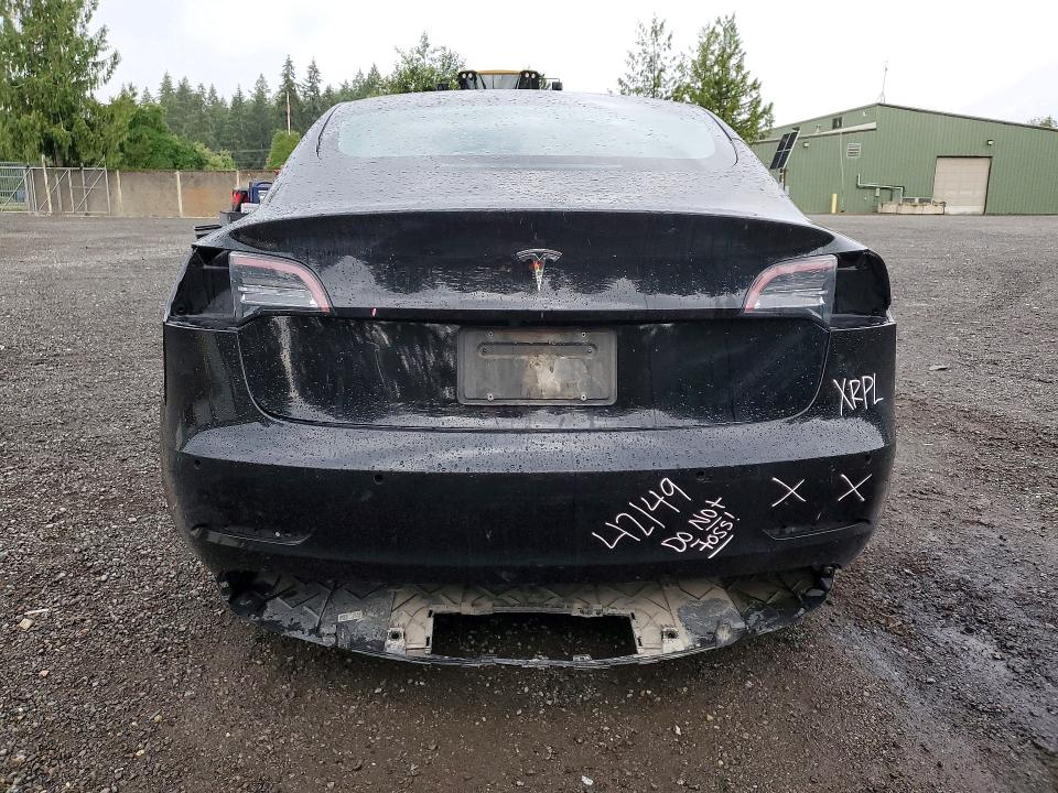 60221656 :رقم المزاد ، 5YJ3E1EA2NF287999 vin ، 2022 Tesla Model 3 مزاد بيع