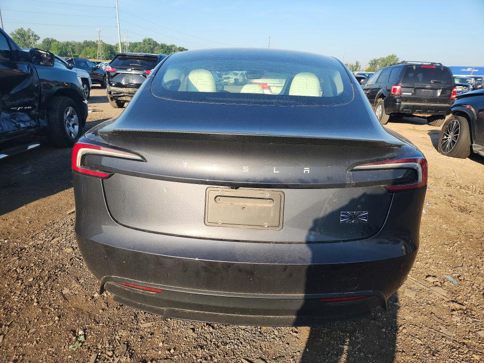 60792106 :رقم المزاد ، 5YJ3E1ET3RF830526 vin ، 2024 Tesla Model 3 مزاد بيع