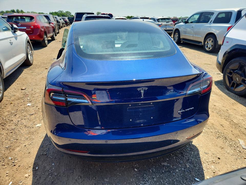 Продажа на аукционе авто 2018 Tesla Model 3, vin: 5YJ3E1EB2JF086204, номер лота: 60211076