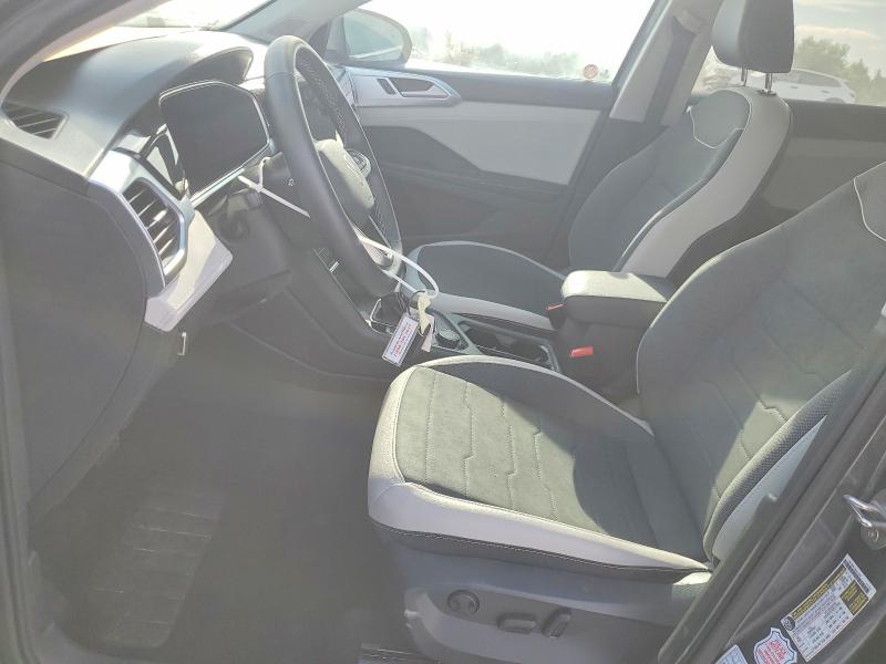 60755056 :رقم المزاد ، 3VVUC7B27SM023938 vin ، 2025 Volkswagen Taos مزاد بيع