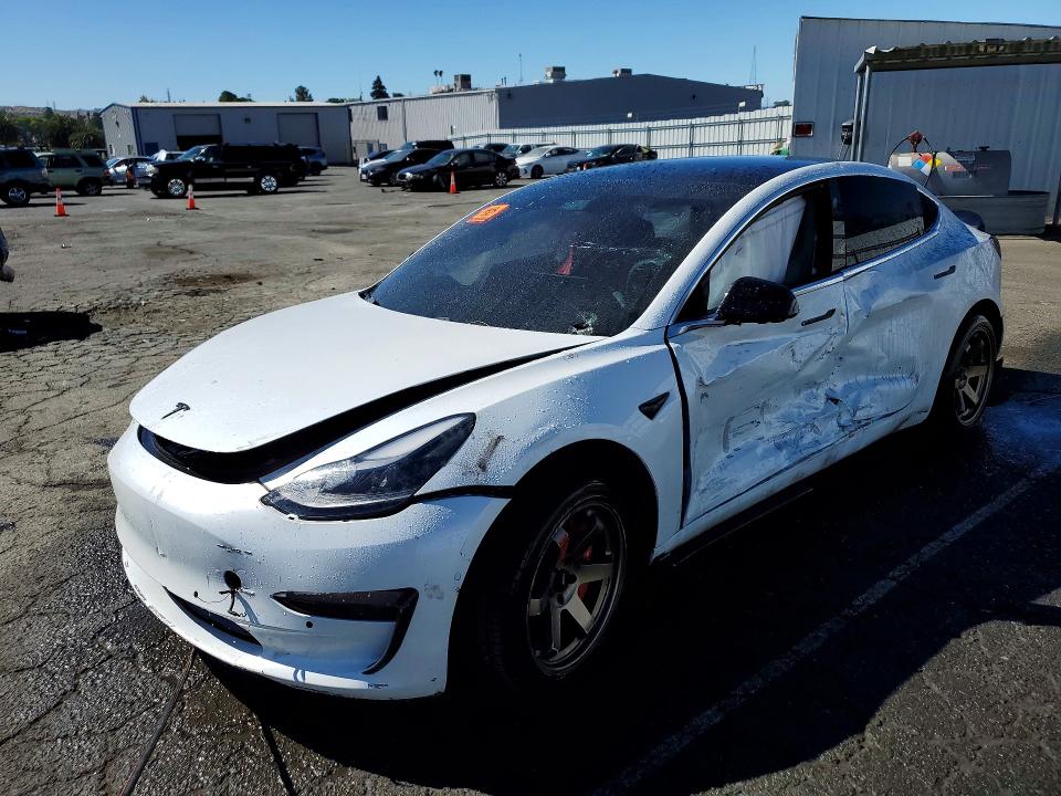 Продаж на аукціоні авто 2019 Tesla Model 3, vin: 5YJ3E1EA5KF415941, номер лоту: 62990276