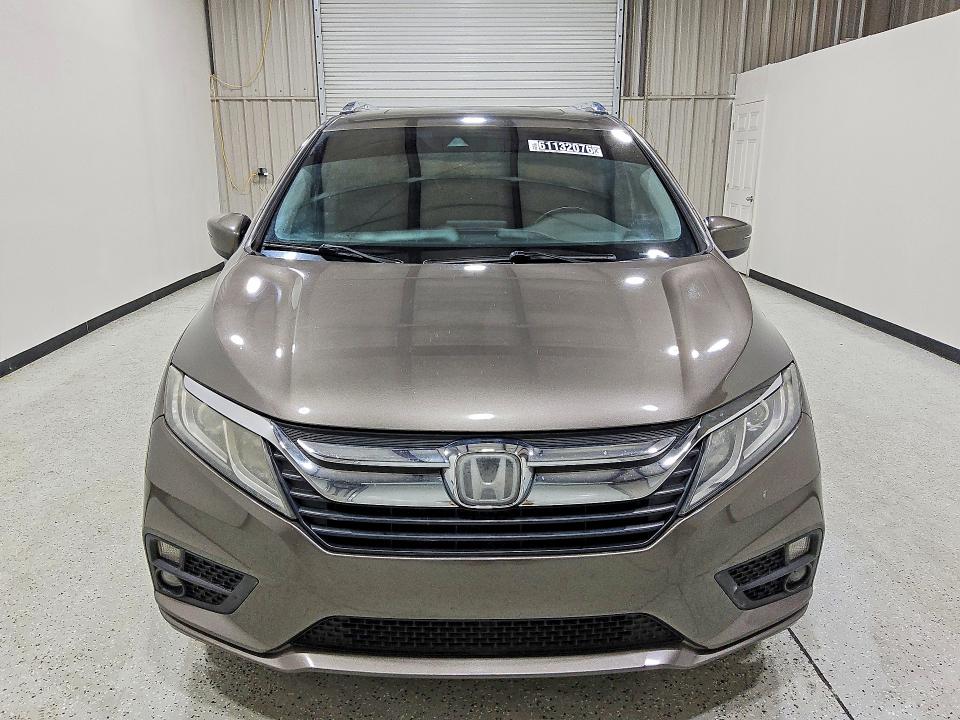 Продаж на аукціоні авто 2018 Honda Odyssey, vin: 5FNRL6H7XJB069901, номер лоту: 61132076