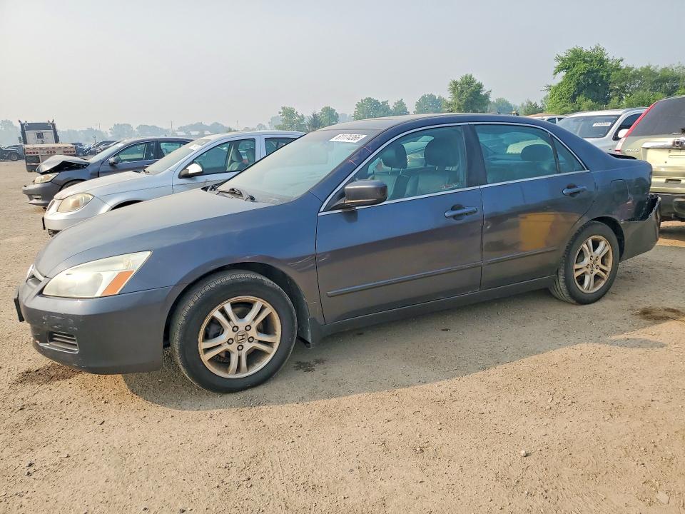 2006 Honda Accord მანქანა იყიდება აუქციონზე, vin: 1HGCM56856A813107, აუქციონის ნომერი: 61174366