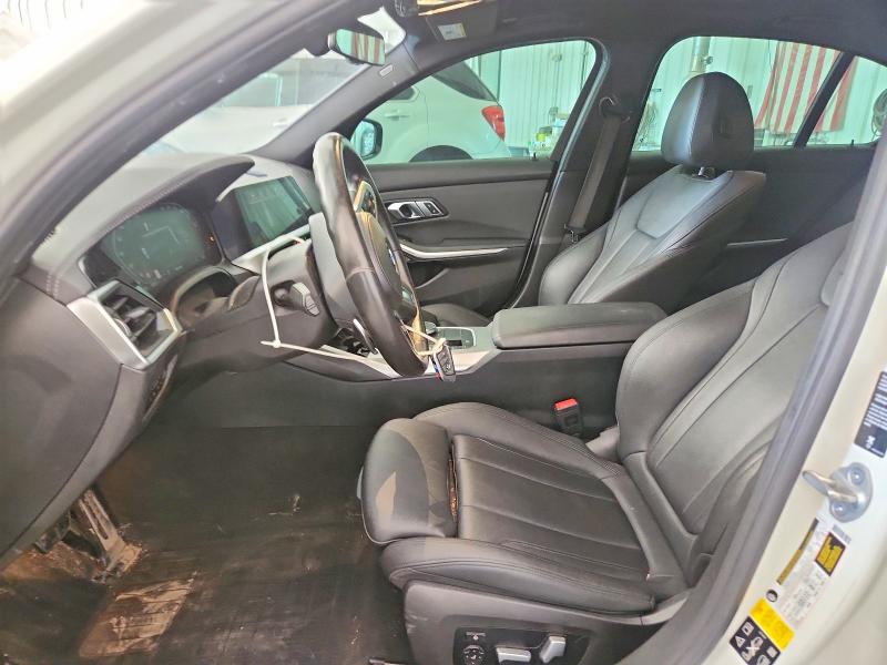 60696646 :رقم المزاد ، 3MW5U9J0XM8B61011 vin ، 2021 Bmw M340xi مزاد بيع