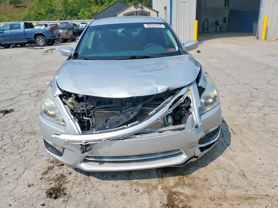 2013 Nissan Altima მანქანა იყიდება აუქციონზე, vin: 1N4AL3AP1DC265092, აუქციონის ნომერი: 60525546