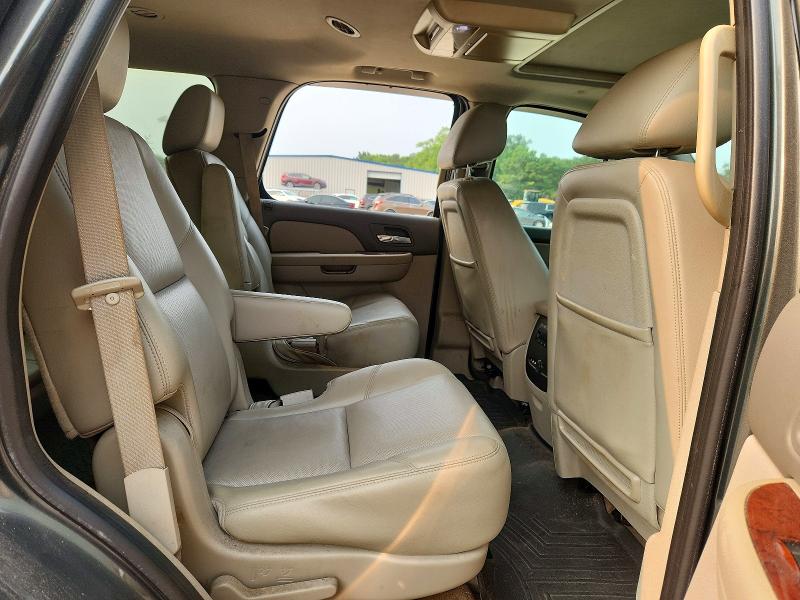 Auction sale of the 2011 Chevrolet Tahoe, vin: 1GNSKCE08BR176863, lot number: 61299666