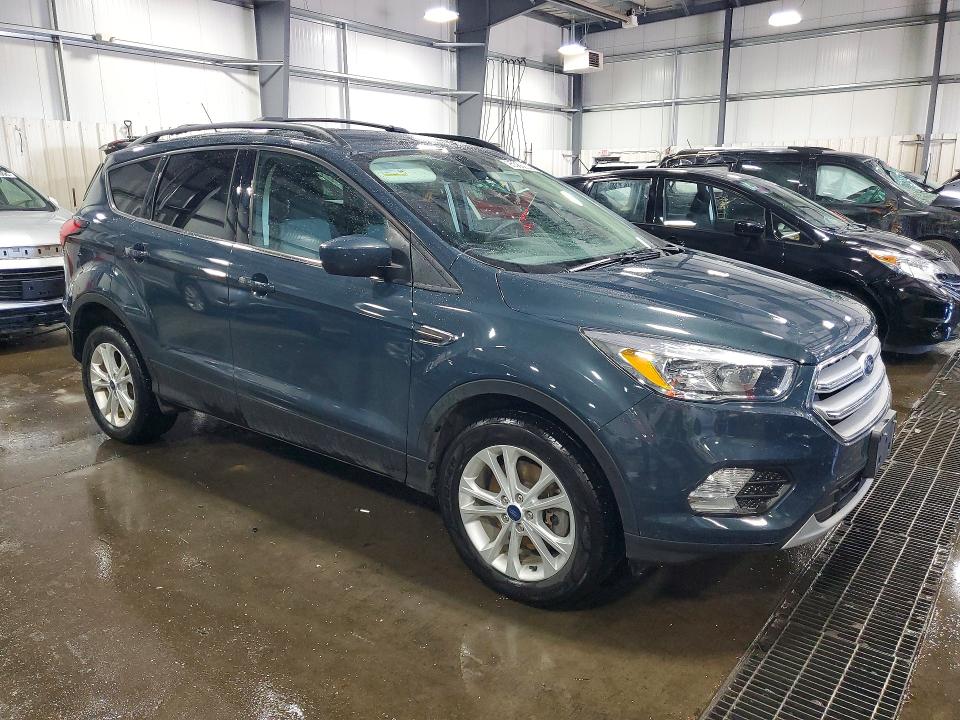 95588955 :رقم المزاد ، 1FMCU9GD2KUC04532 vin ، 2019 Ford Escape مزاد بيع