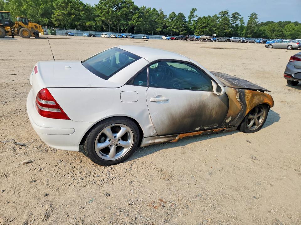 Продаж на аукціоні авто 2001 Mercedes-benz Slk, vin: WDBKK65F11F209862, номер лоту: 62401206