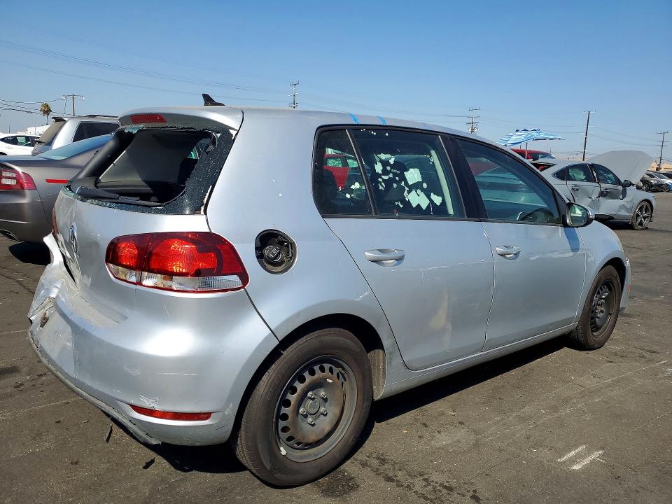 2014 Volkswagen Golf მანქანა იყიდება აუქციონზე, vin: WVWDB7AJ4EW003273, აუქციონის ნომერი: 61790686