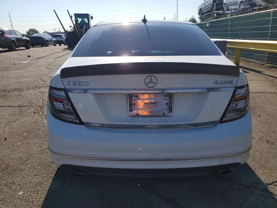 62526836 :رقم المزاد ، WDDGF8BBXAF432576 vin ، 2010 Mercedes-benz C مزاد بيع