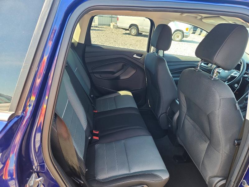 2015 Ford Escape მანქანა იყიდება აუქციონზე, vin: 1FMCU9G94FUB31004, აუქციონის ნომერი: 60692726