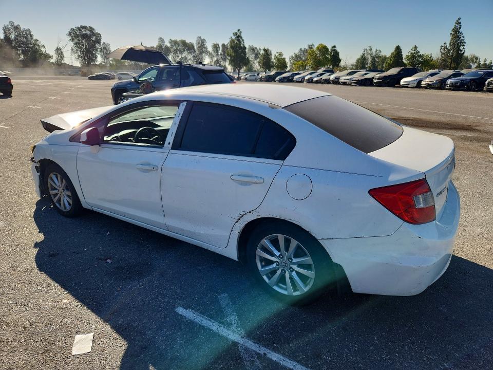 2012 Honda Civic მანქანა იყიდება აუქციონზე, vin: 2HGFB2F86CH525448, აუქციონის ნომერი: 59950166
