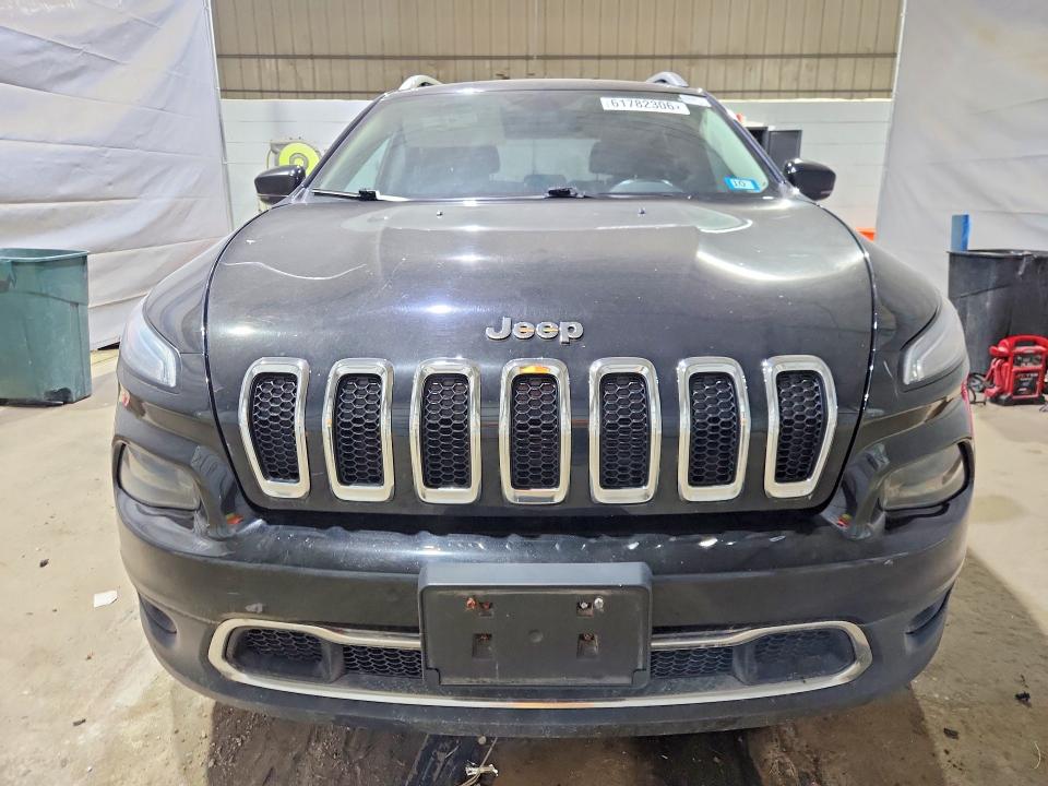 61782306 :رقم المزاد ، 1C4PJMDBXJD599482 vin ، 2018 Jeep Cherokee مزاد بيع