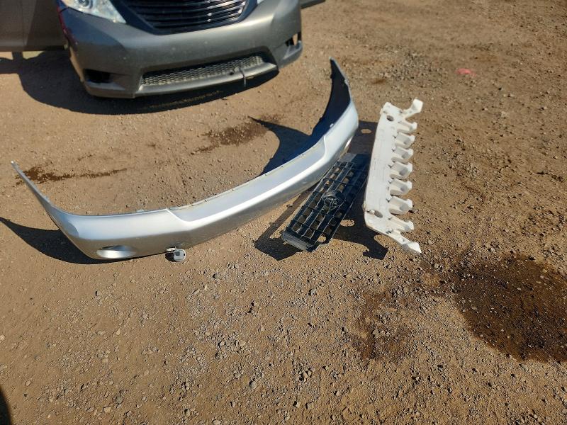 Продаж на аукціоні авто 2005 Toyota Highlander, vin: JTEHP21A050083160, номер лоту: 61013436
