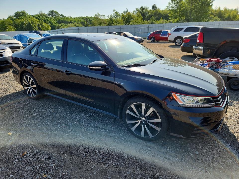 2018 Volkswagen Passat მანქანა იყიდება აუქციონზე, vin: 1VWJM7A35JC046396, აუქციონის ნომერი: 61518976