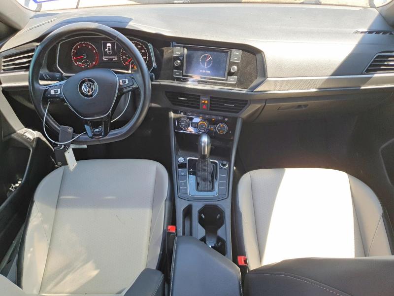 60601836 :رقم المزاد ، 3VWC57BU4MM095072 vin ، 2021 Volkswagen Jetta مزاد بيع