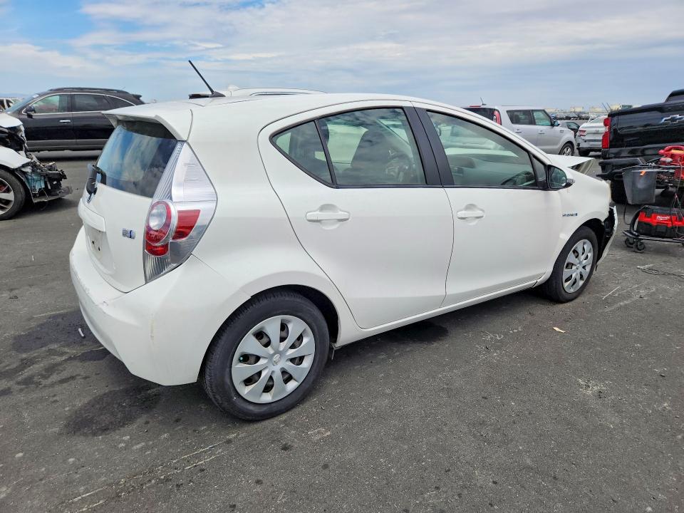 Продаж на аукціоні авто 2013 Toyota Prius C, vin: JTDKDTB35D1046297, номер лоту: 60707496