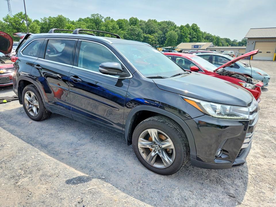 Aukcja sprzedaży 2019 Toyota Highlander, vin: 5TDDZRFH8KS727511, numer aukcji: 61200226