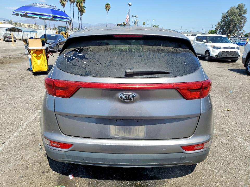 61381086 :رقم المزاد ، KNDPM3AC0J7338276 vin ، 2018 Kia Sportage مزاد بيع