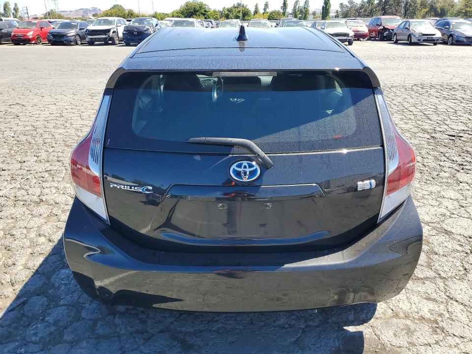 Aukcja sprzedaży 2016 Toyota Prius C, vin: JTDKDTB3XG1116977, numer aukcji: 62703276
