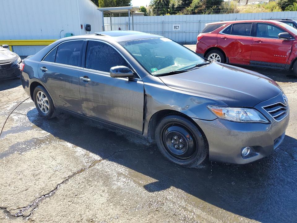 2011 Toyota Camry მანქანა იყიდება აუქციონზე, vin: 4T1BF3EK3BU636891, აუქციონის ნომერი: 64246266