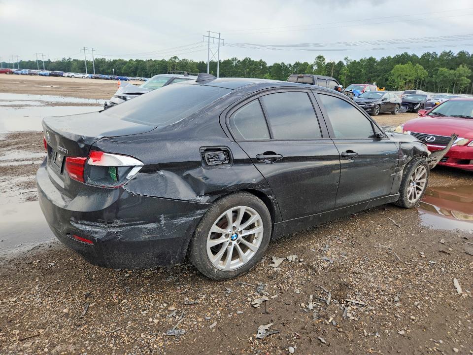 2016 Bmw 320 მანქანა იყიდება აუქციონზე, vin: WBA8E1G54GNT38202, აუქციონის ნომერი: 59624826