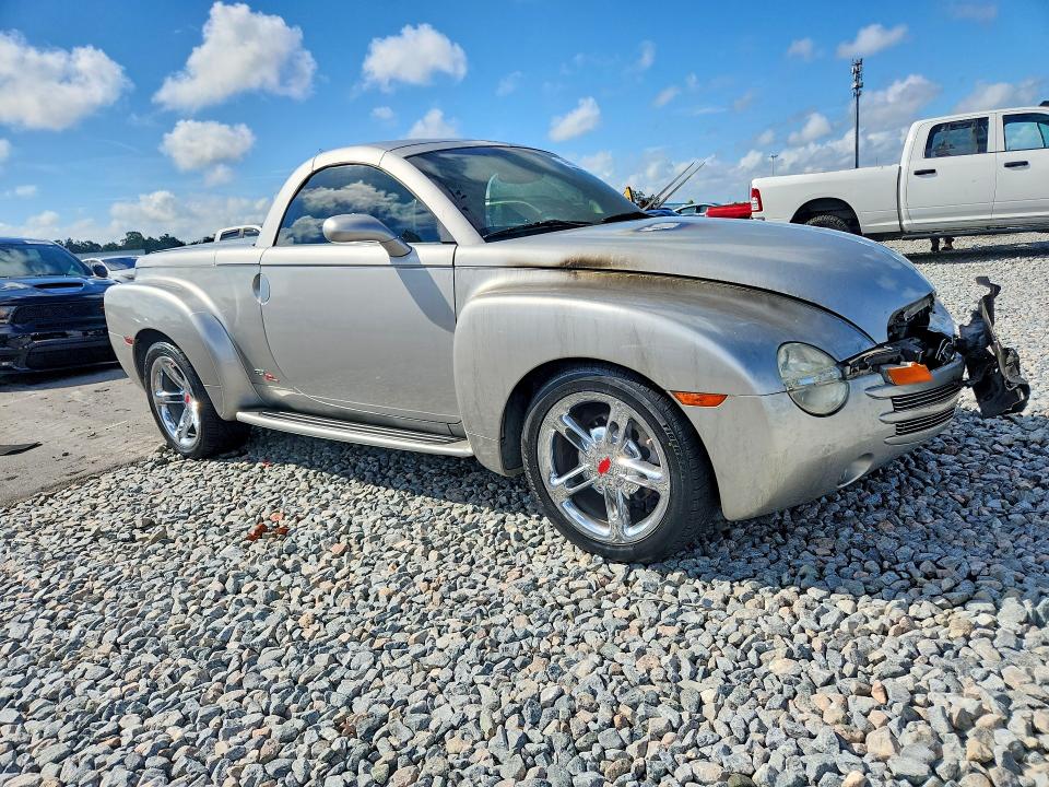 59603076 :رقم المزاد ، 1GCES14P04B109565 vin ، 2004 Chevrolet Ssr مزاد بيع
