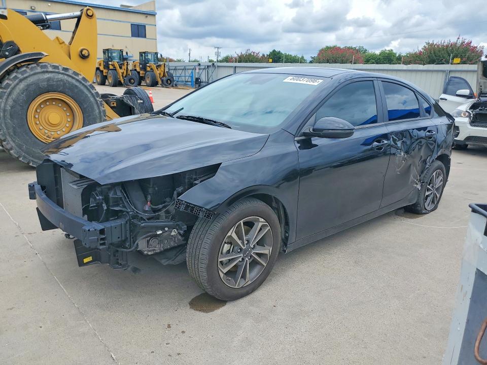 2024 Kia Forte მანქანა იყიდება აუქციონზე, vin: 3KPF24AD6RE795279, აუქციონის ნომერი: 60037096