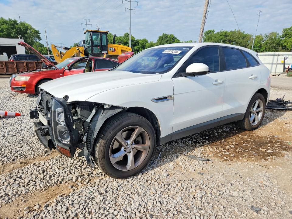 2017 Jaguar F-pace მანქანა იყიდება აუქციონზე, vin: SADCJ2BVXHA049490, აუქციონის ნომერი: 60360396