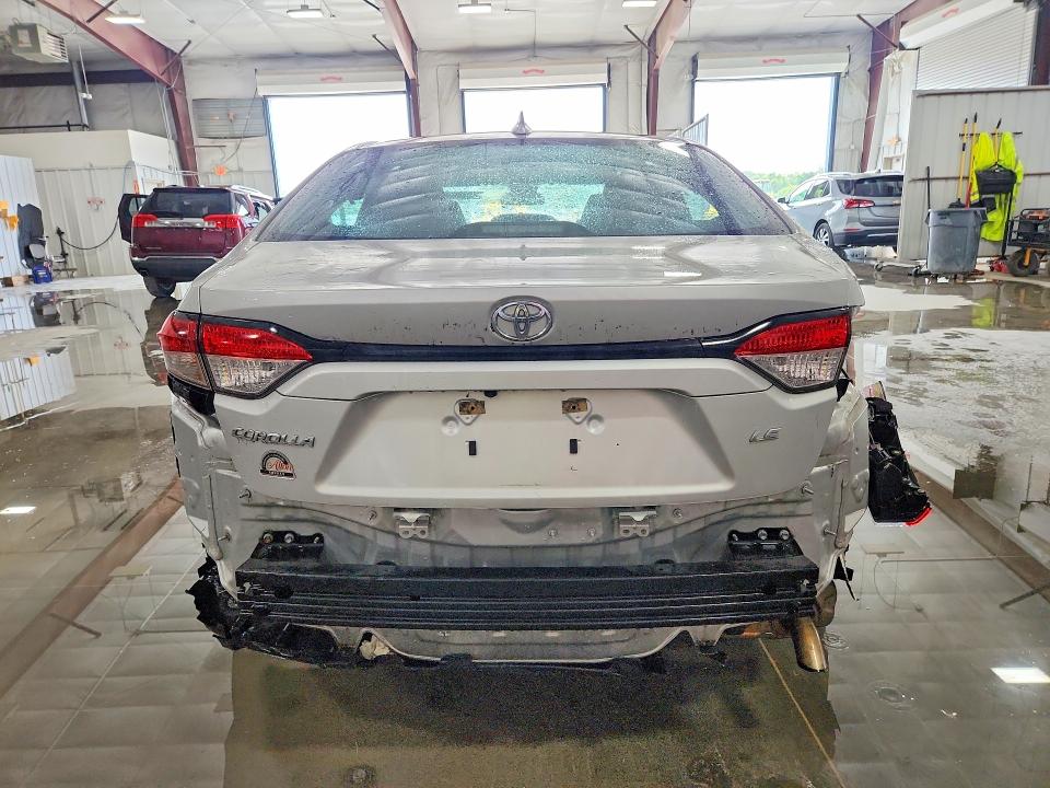 60260356 :رقم المزاد ، 5YFEPMAE5MP193485 vin ، 2021 Toyota Corolla مزاد بيع