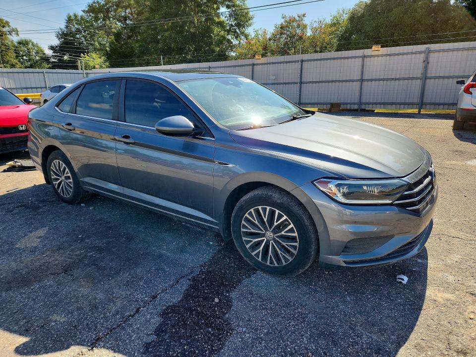 60485536 :رقم المزاد ، 3VWE57BU6KM038555 vin ، 2019 Volkswagen Jetta مزاد بيع
