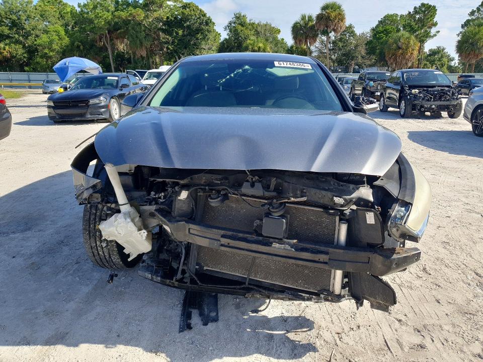 2018 Hyundai Sonata მანქანა იყიდება აუქციონზე, vin: 5NPE34AF9JH672800, აუქციონის ნომერი: 61748386