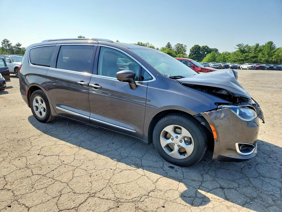 Продаж на аукціоні авто 2017 Chrysler Pacifica, vin: 2C4RC1EG7HR837971, номер лоту: 59638106